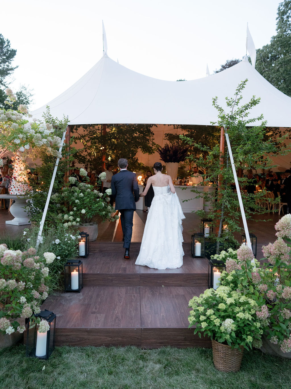 backyard wedding