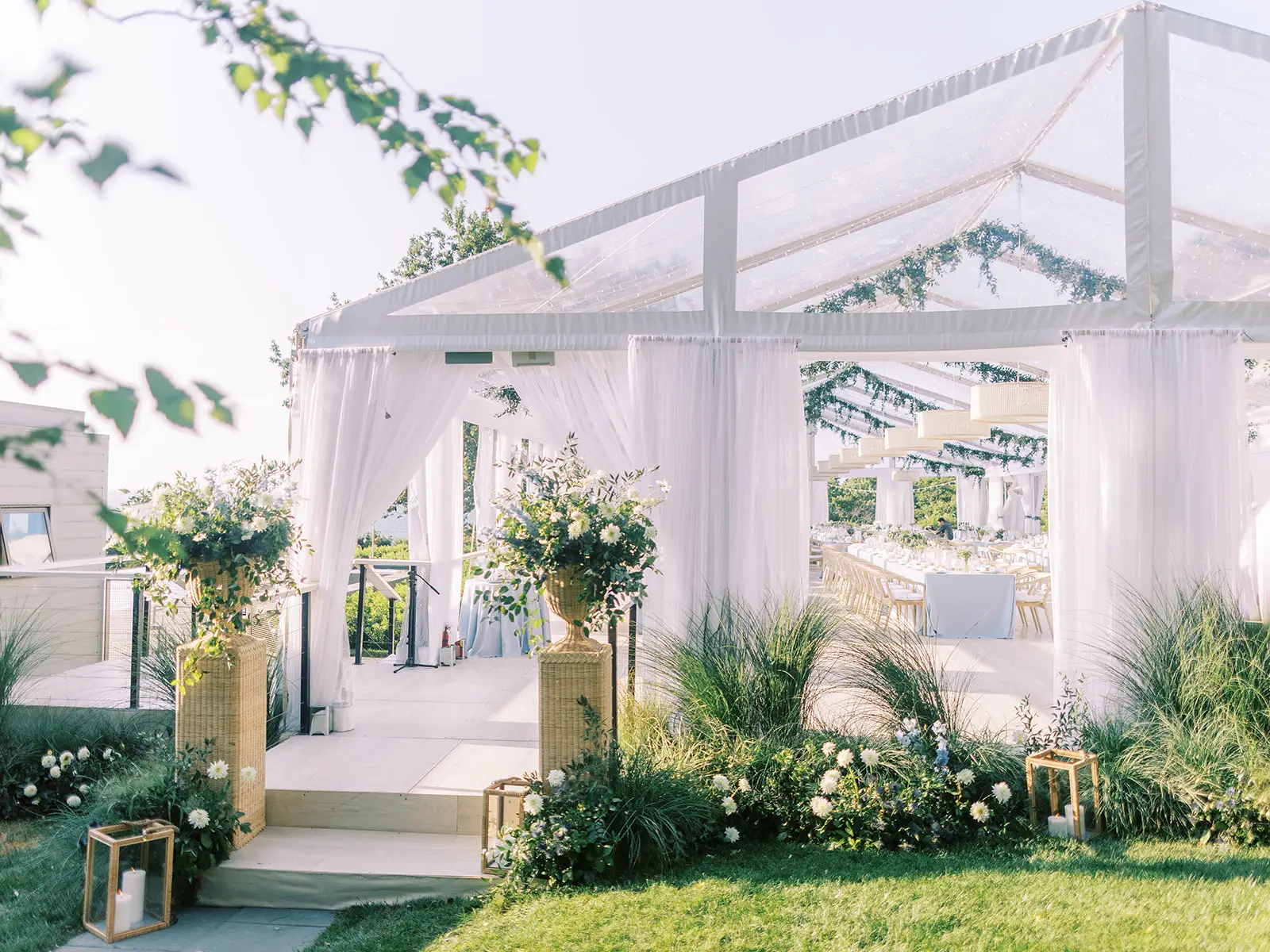 clear top wedding tent